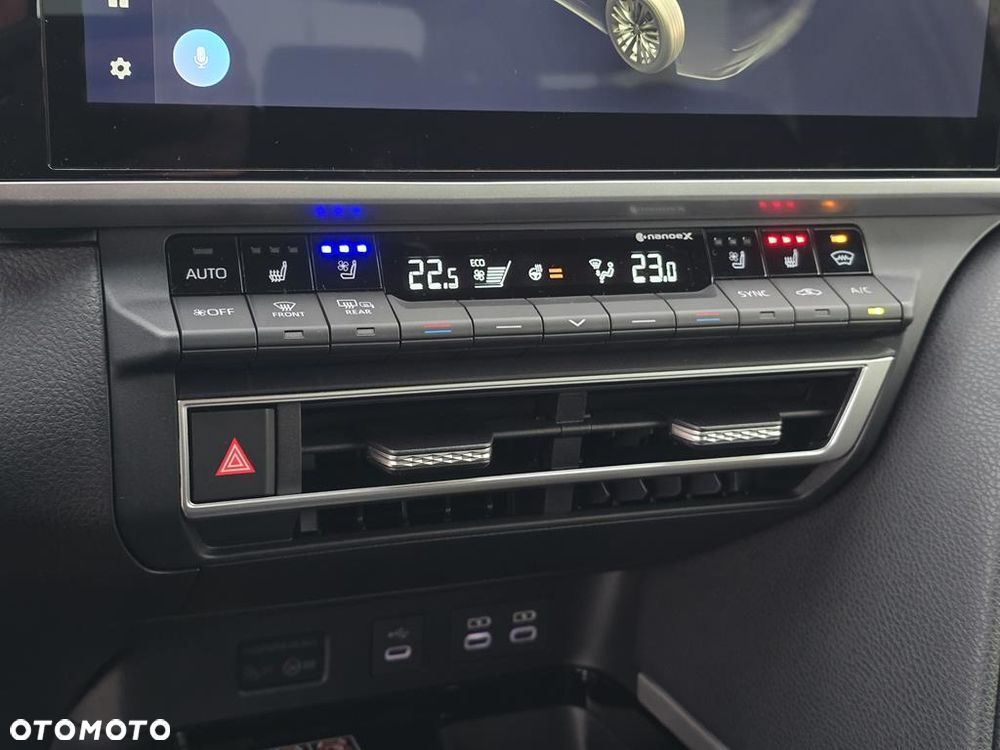 Toyota Camry 2.5 Hybrid Dynamic Force Prestige e-CVT - 20
