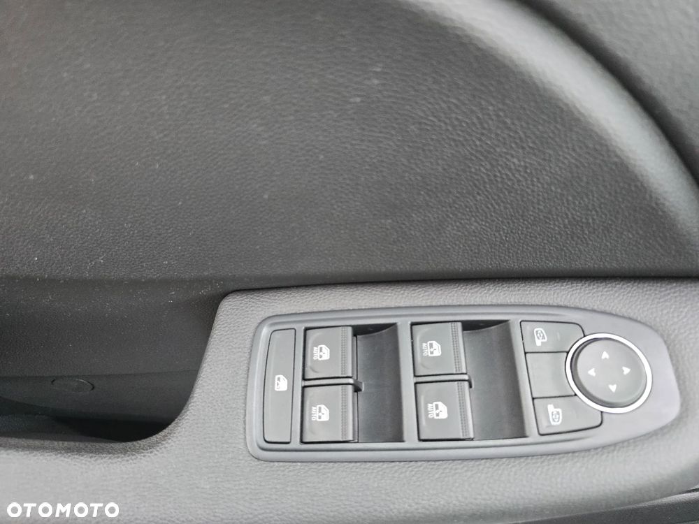Renault Clio TCe 90 INTENS - 15