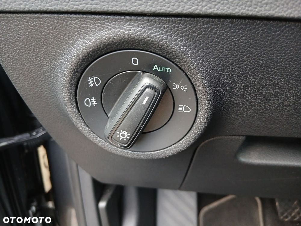 Skoda Karoq 1.5 TSI DSG Ambition - 17