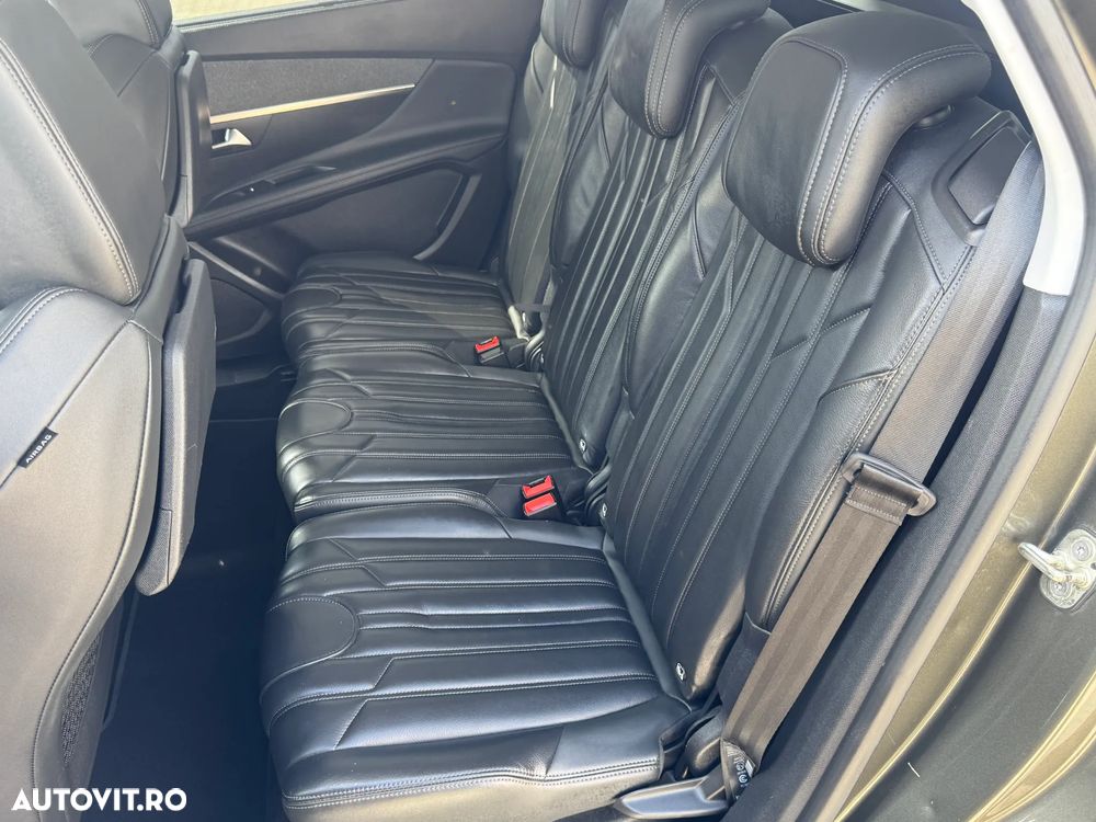Peugeot 5008 BlueHDI 130 EAT8 Allure - 23