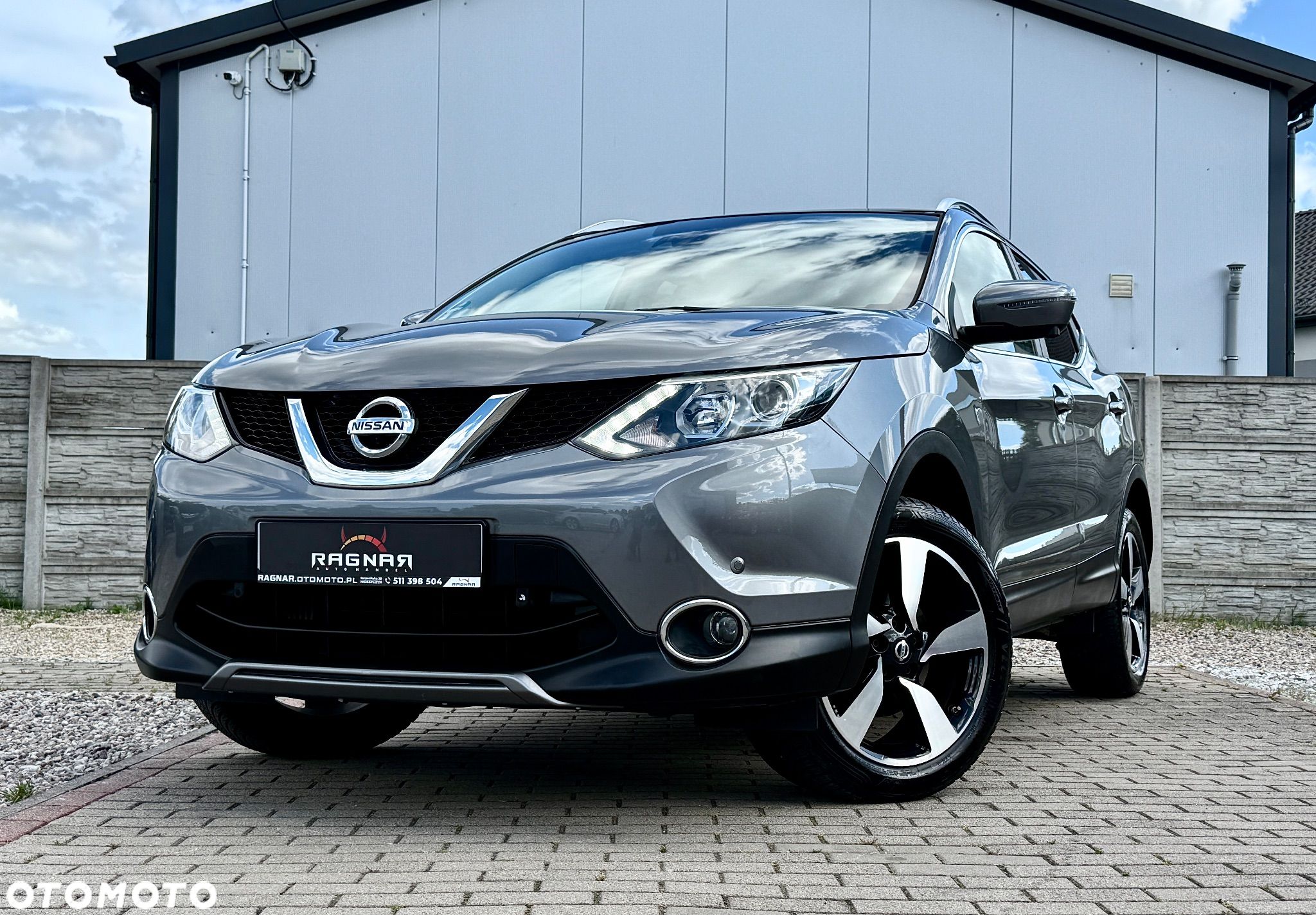 Nissan Qashqai 1.6 DIG-T Tekna - 1