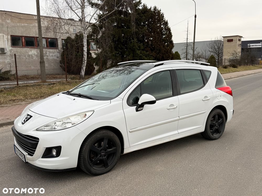Peugeot 207 - 3