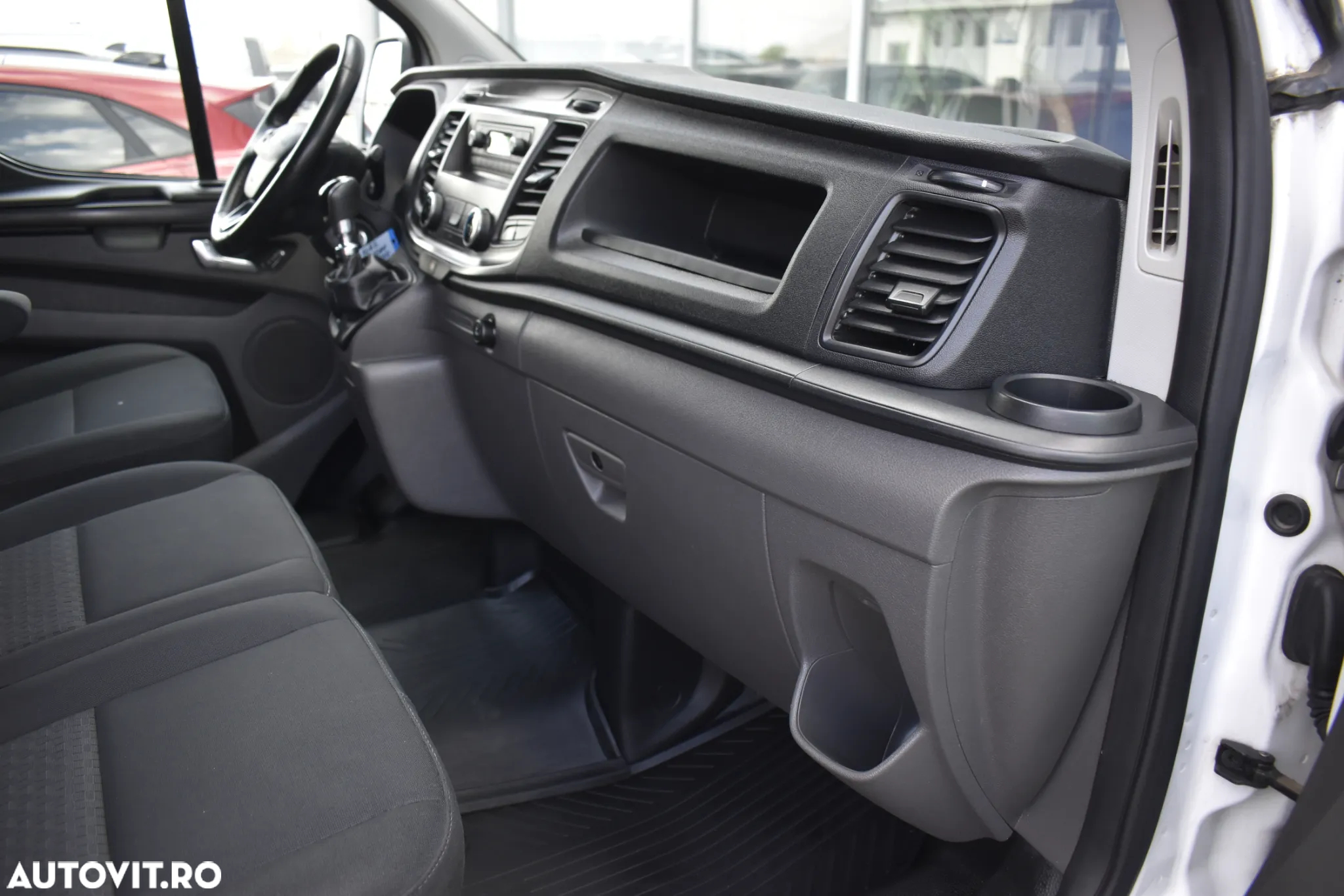 Ford Transit Custom 300 L2H1 Trend Furgon - 23