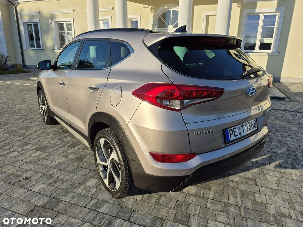 Hyundai Tucson - 8