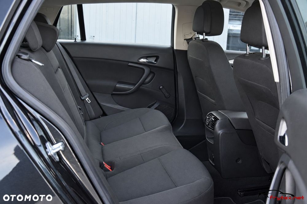 Opel Insignia - 22