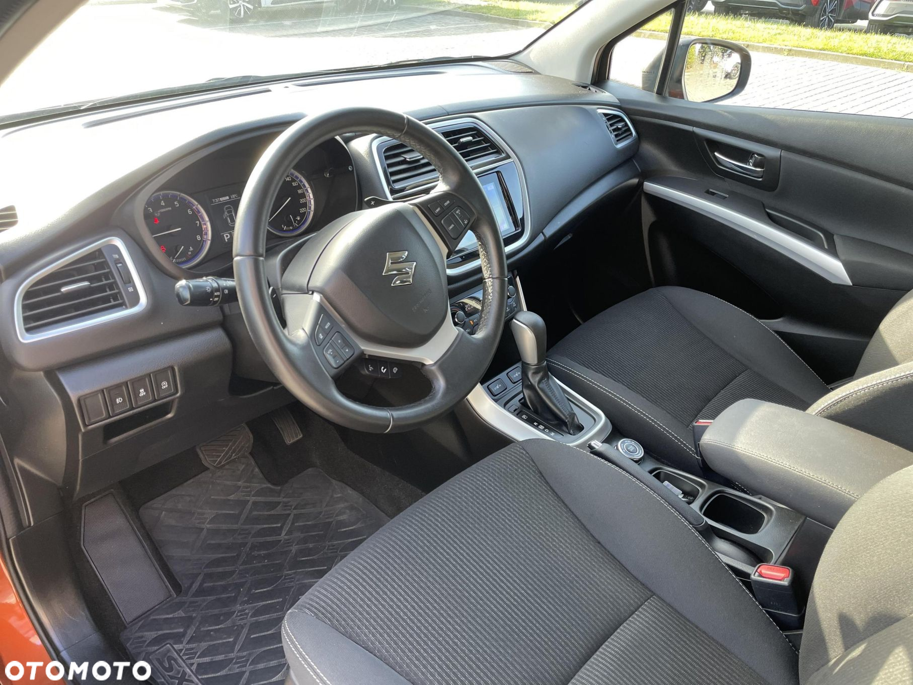 Suzuki SX4 S-Cross 1.0 T Premium 4WD - 10