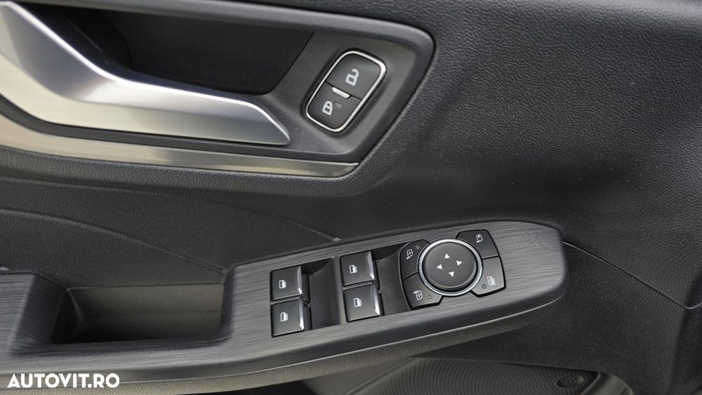 Ford Kuga 2.5 Duratec PHEV Titanium - 11