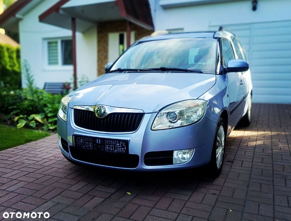 Skoda Roomster 1.6 16V Comfort PLUS EDITION - 1