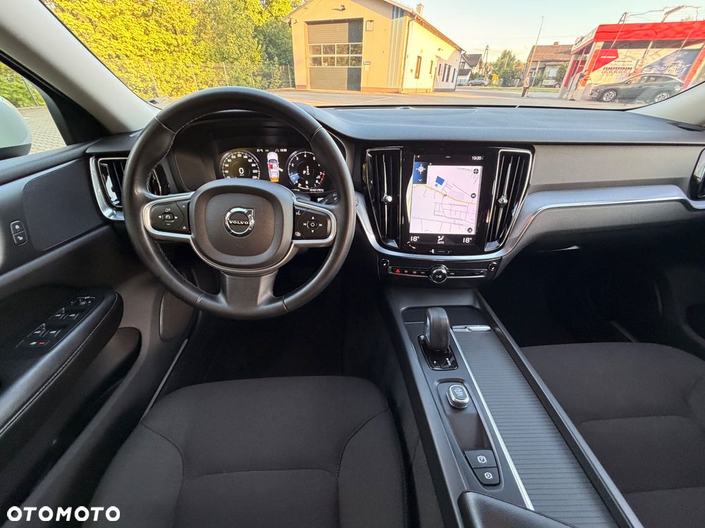 Volvo V60 T4 Geartronic Momentum Pro - 7