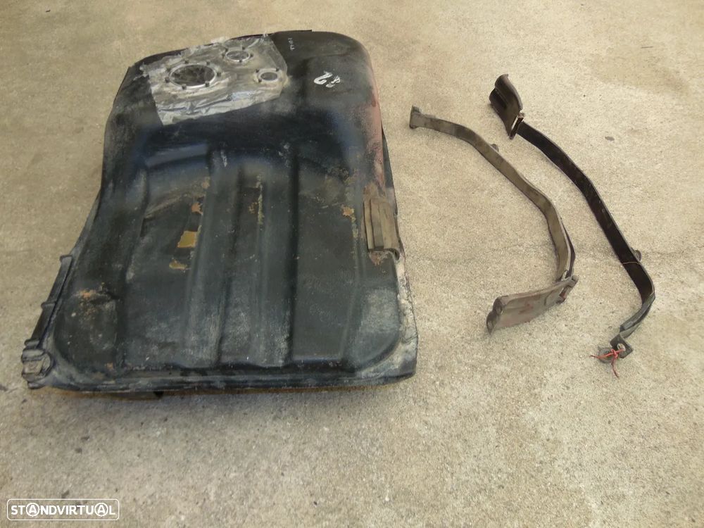 Toyota Supra 3000 turbo depósito gasolina - 4