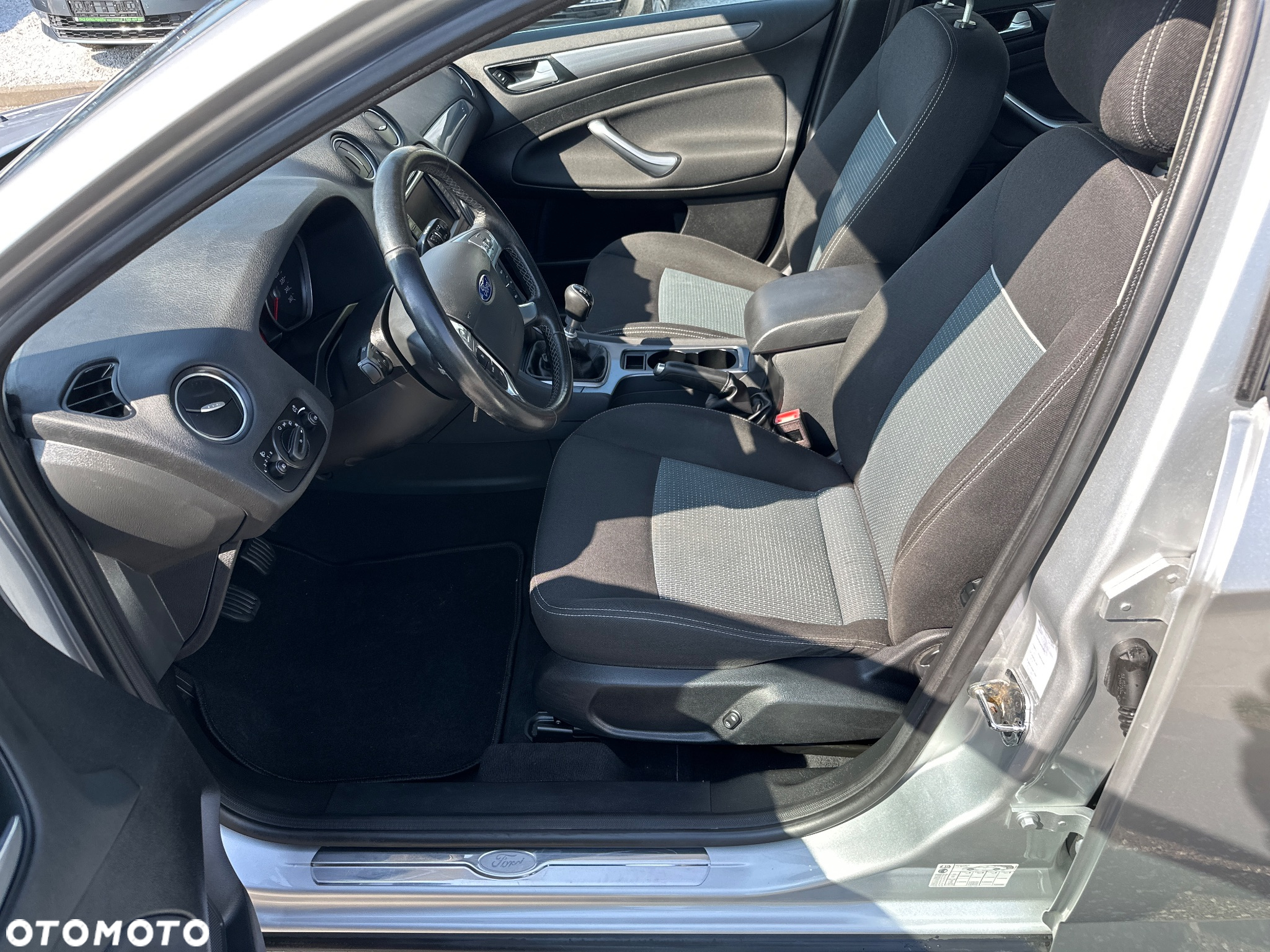 Ford Mondeo 1.6 TDCi Business Edition - 12