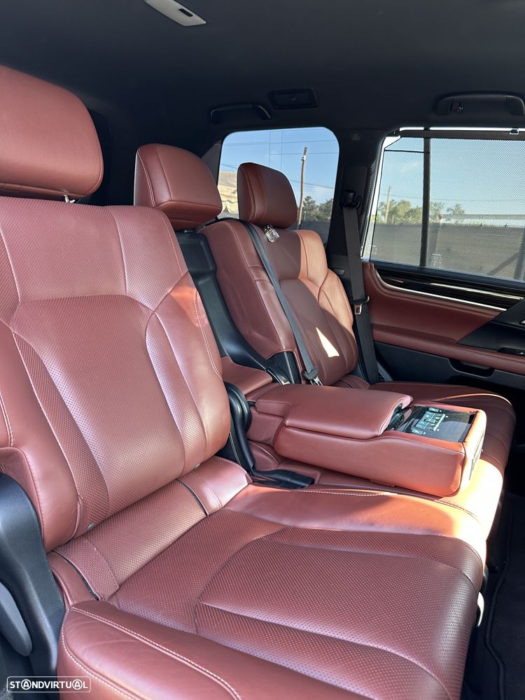 Lexus LX 450 - 35