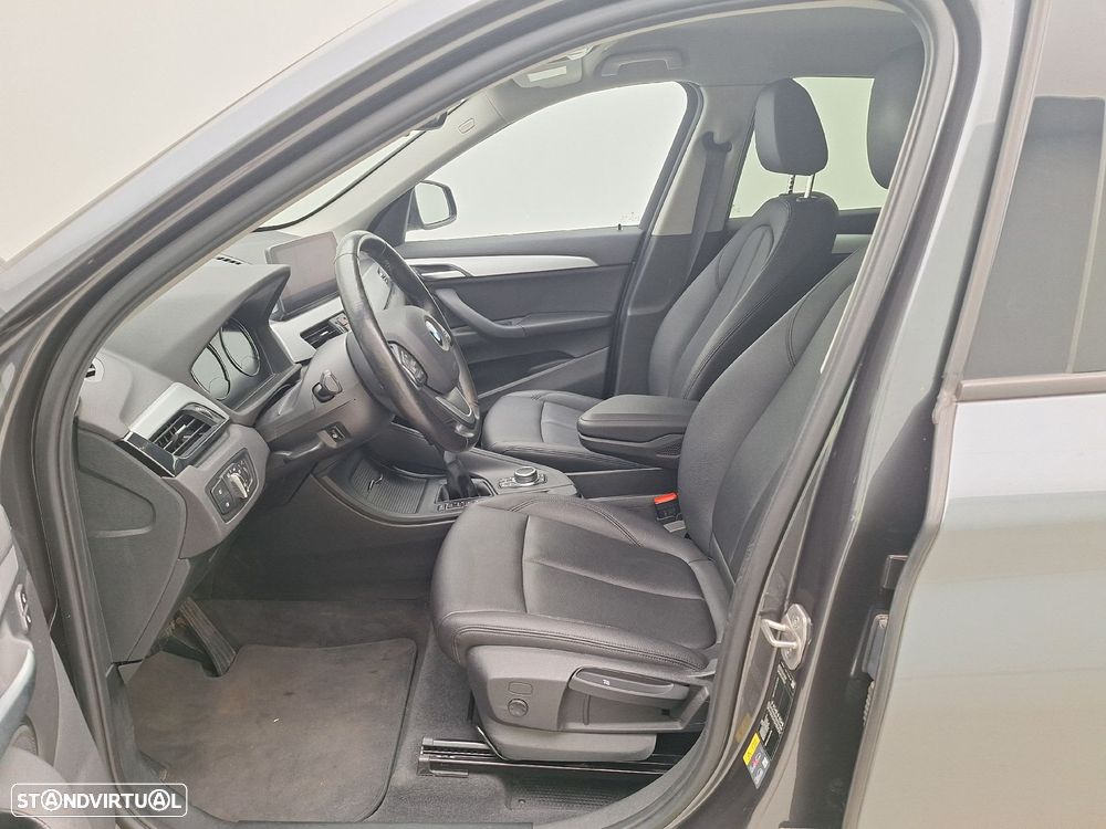 BMW X1 xDrive25e Advantage - 10