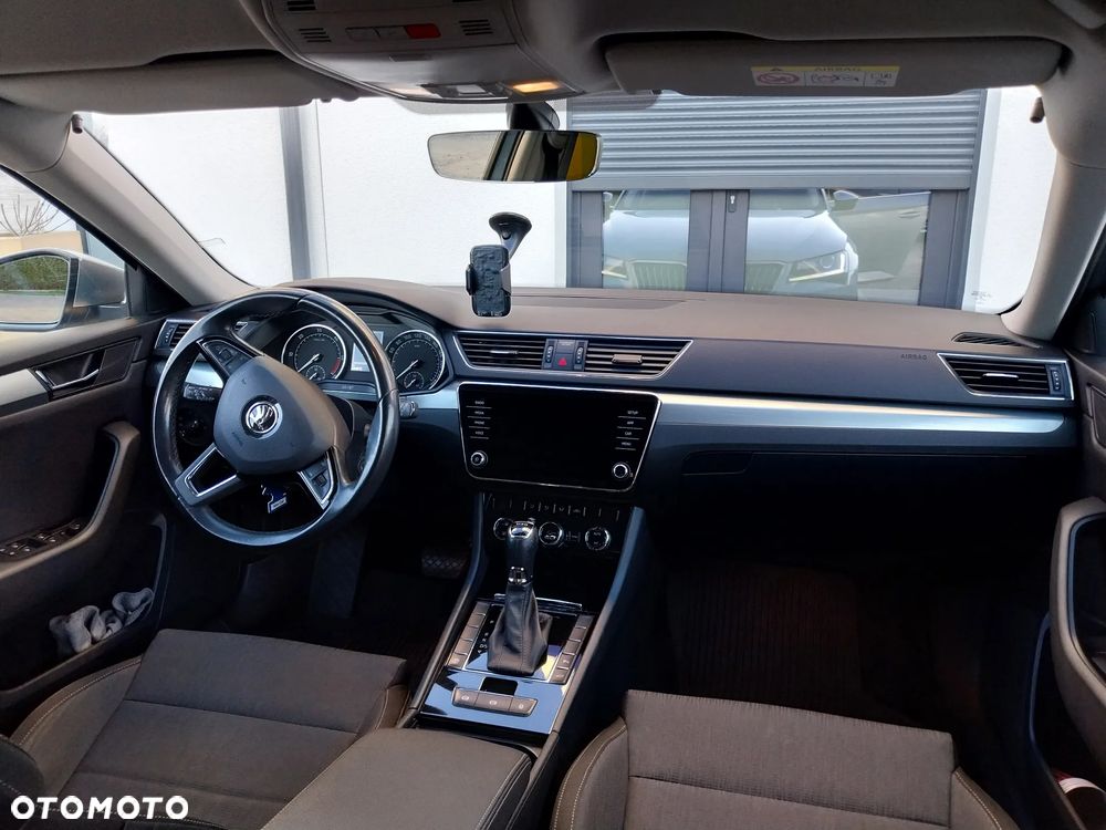 Skoda Superb 2.0 TDI Style DSG7 - 15