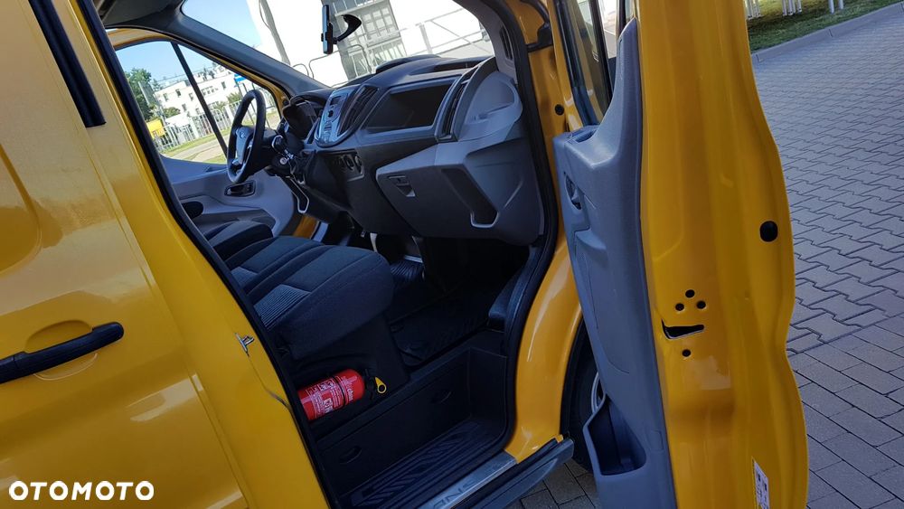 Ford Transit - 17