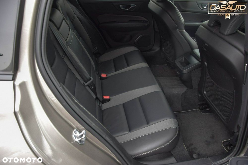 Volvo V60 B4 D Geartronic RDesign - 34