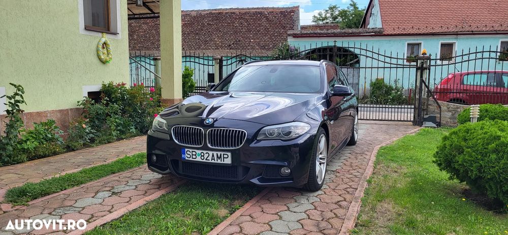 BMW Seria 5 520d Touring - 2