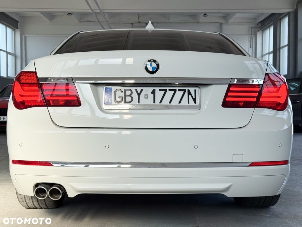 BMW Seria 7 730d - 19