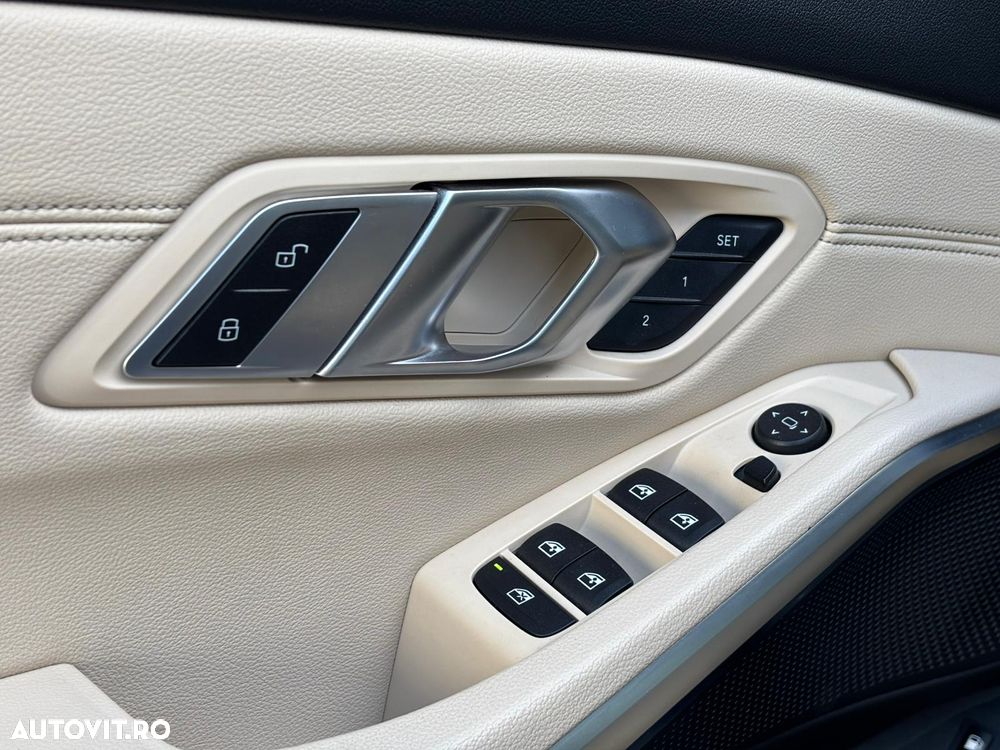 BMW Seria 3 330e xDrive Aut. Advantage - 16