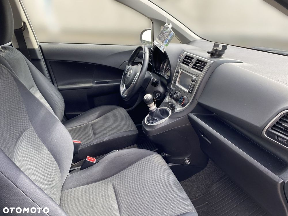 Toyota Verso S - 12