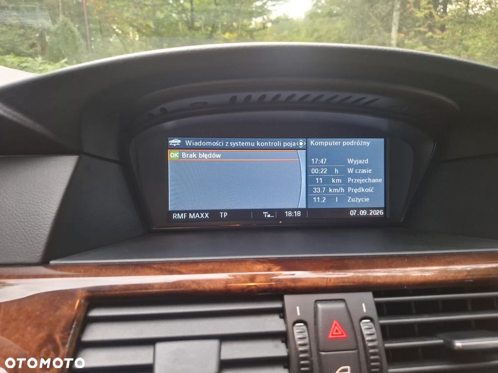 BMW Seria 5 530d xDrive - 26