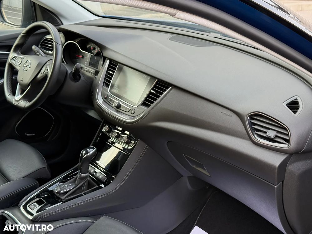 Opel Grandland X 2.0 START/STOP Aut. Ultimate - 11