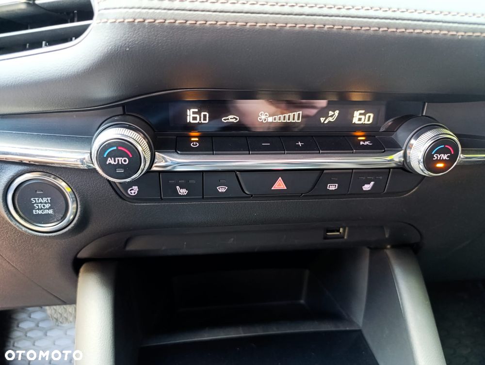 Mazda 3 SKYACTIV-G 120 Signature - 12