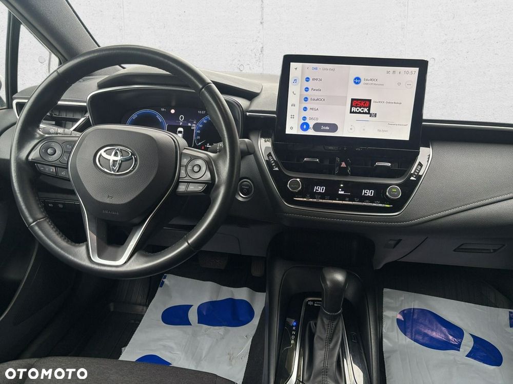 Toyota Corolla - 20