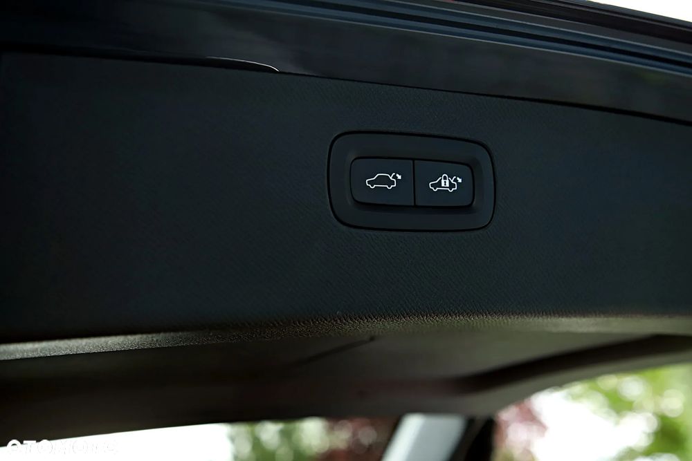 Volvo XC 90 B5 D AWD Ultimate Bright 7os - 36