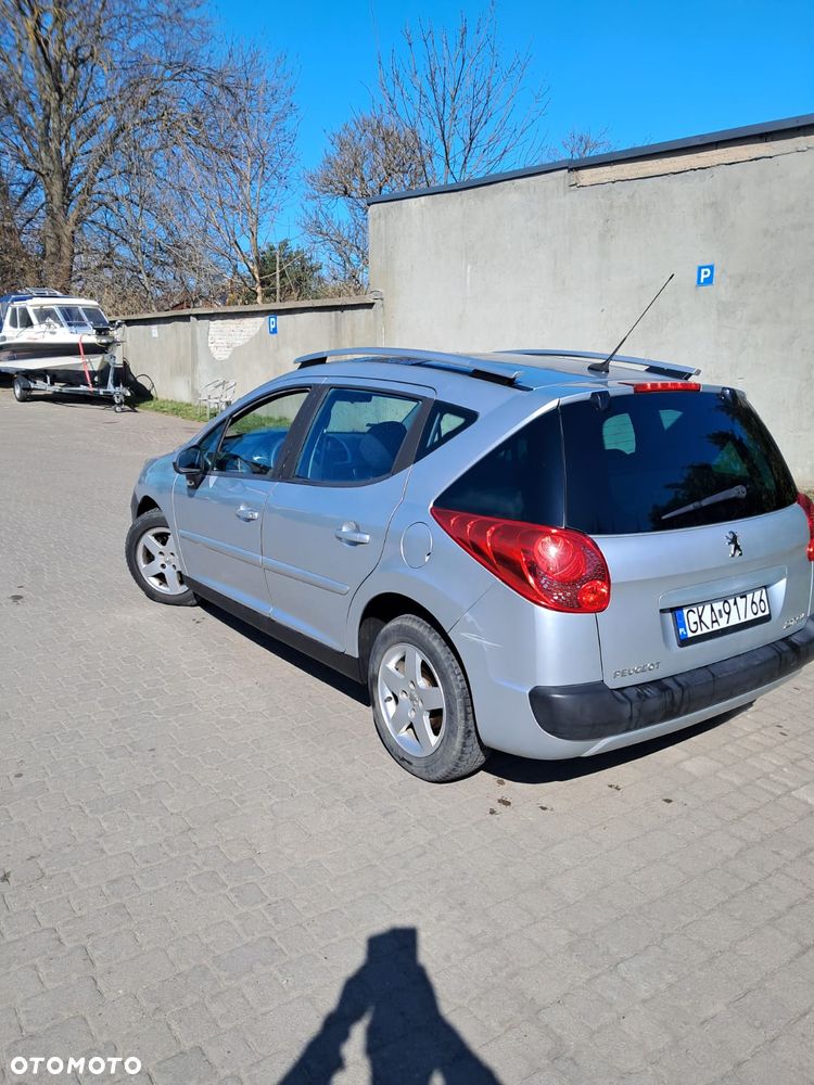 Peugeot 207 95 VTi Family - 5