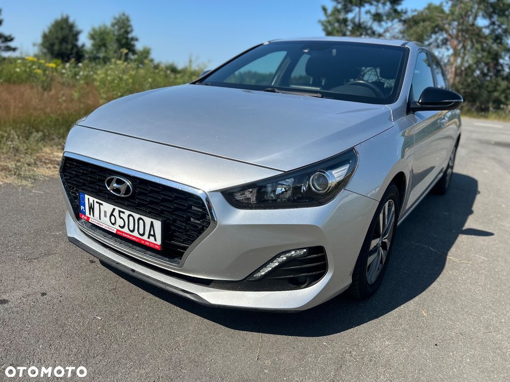 Hyundai i30 1.4 T-GDI Comfort DCT - 2