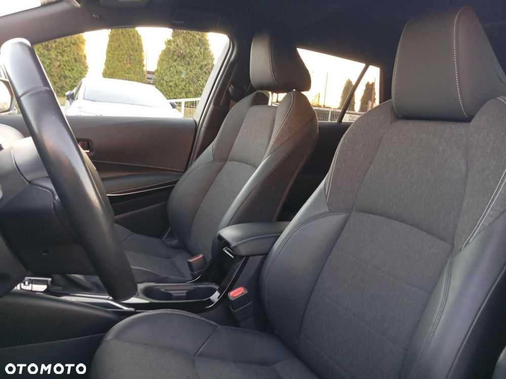 Toyota Corolla 1.8 Hybrid Comfort - 20