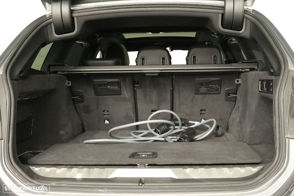BMW 330 e Touring Pack M Auto - 24