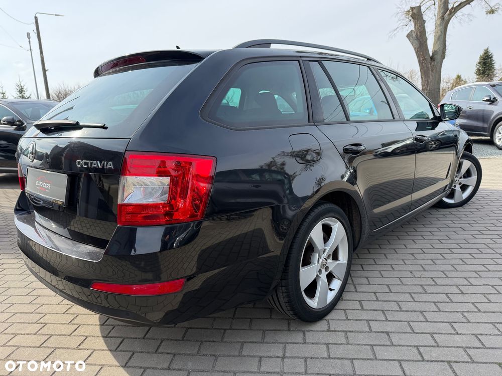 Skoda Octavia 2.0 TDI DSG Ambition - 8