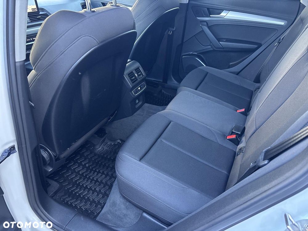 Audi Q5 Sportback - 25