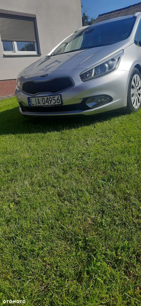Kia Ceed - 23