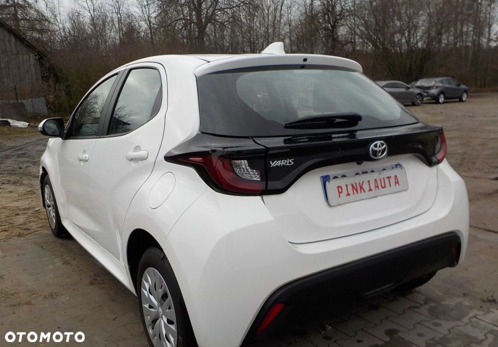 Toyota Yaris - 13