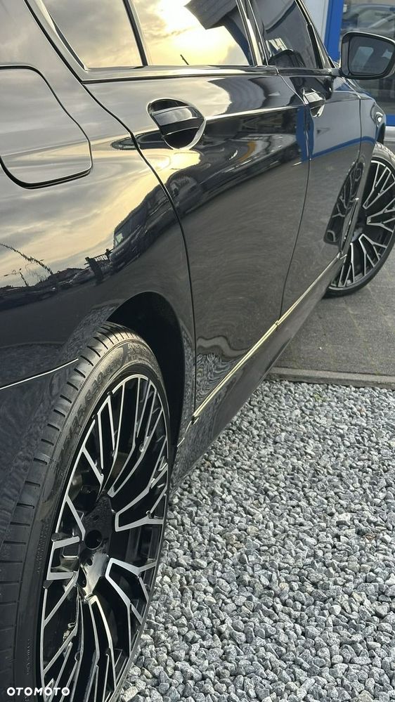 BMW Seria 7 - 27