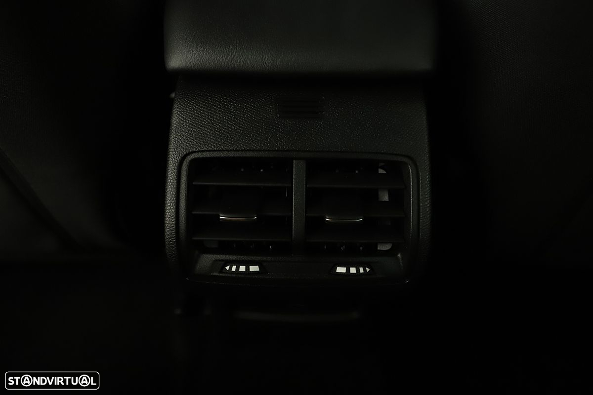 Citroën C4 1.2 PureTech Plus EAT8 - 24