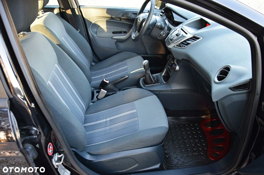 Ford Fiesta 1.4 Silver X - 37