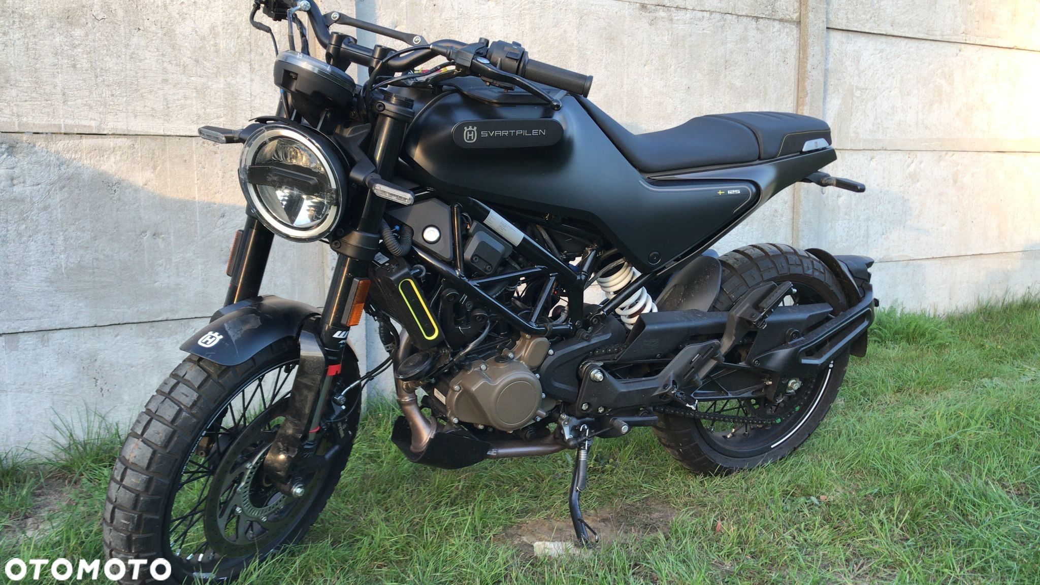 Husqvarna Svartpilen - 1