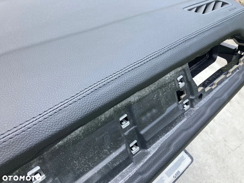 VW T-ROC FL LIFT LIFTING SKÓRA SZYTA DESKA KONSOLA KOKPIT PULPIT PÓŁKA PARAPET AIRBAG PODUSZKI POWIETRZNE KIEROWCY PASAŻERA  FOTELA W FOTEL PASY PAS okazja sprawdź Raz2 !!! - 10