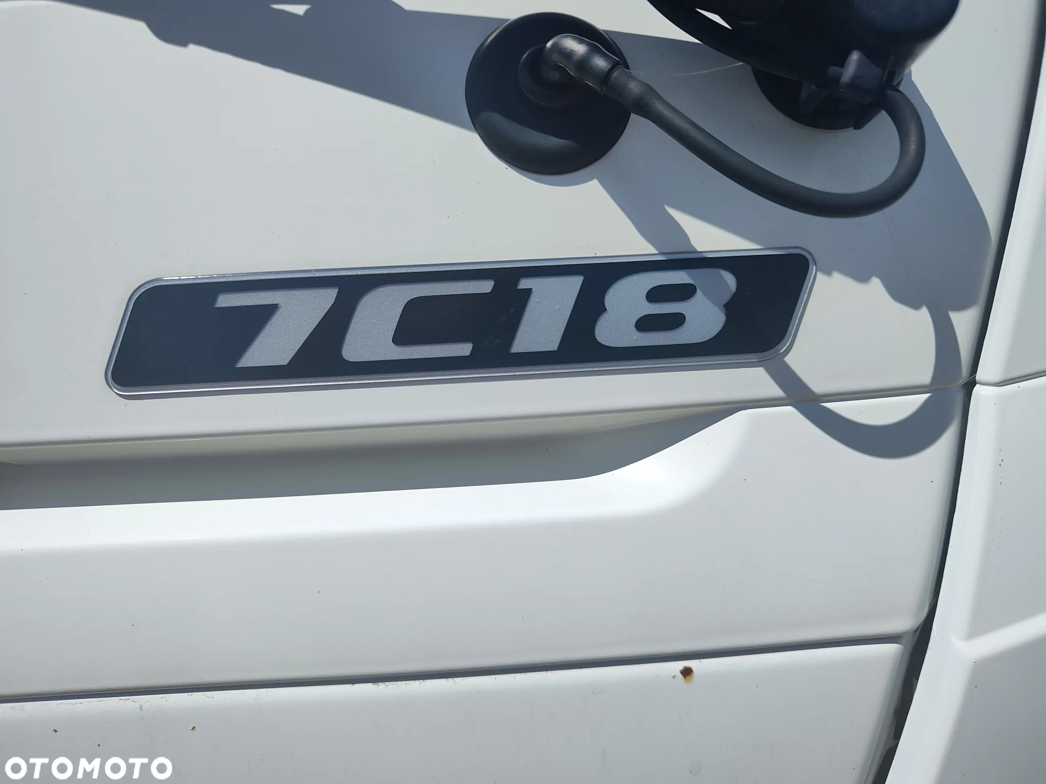 Mitsubishi Fuso Canter - 13