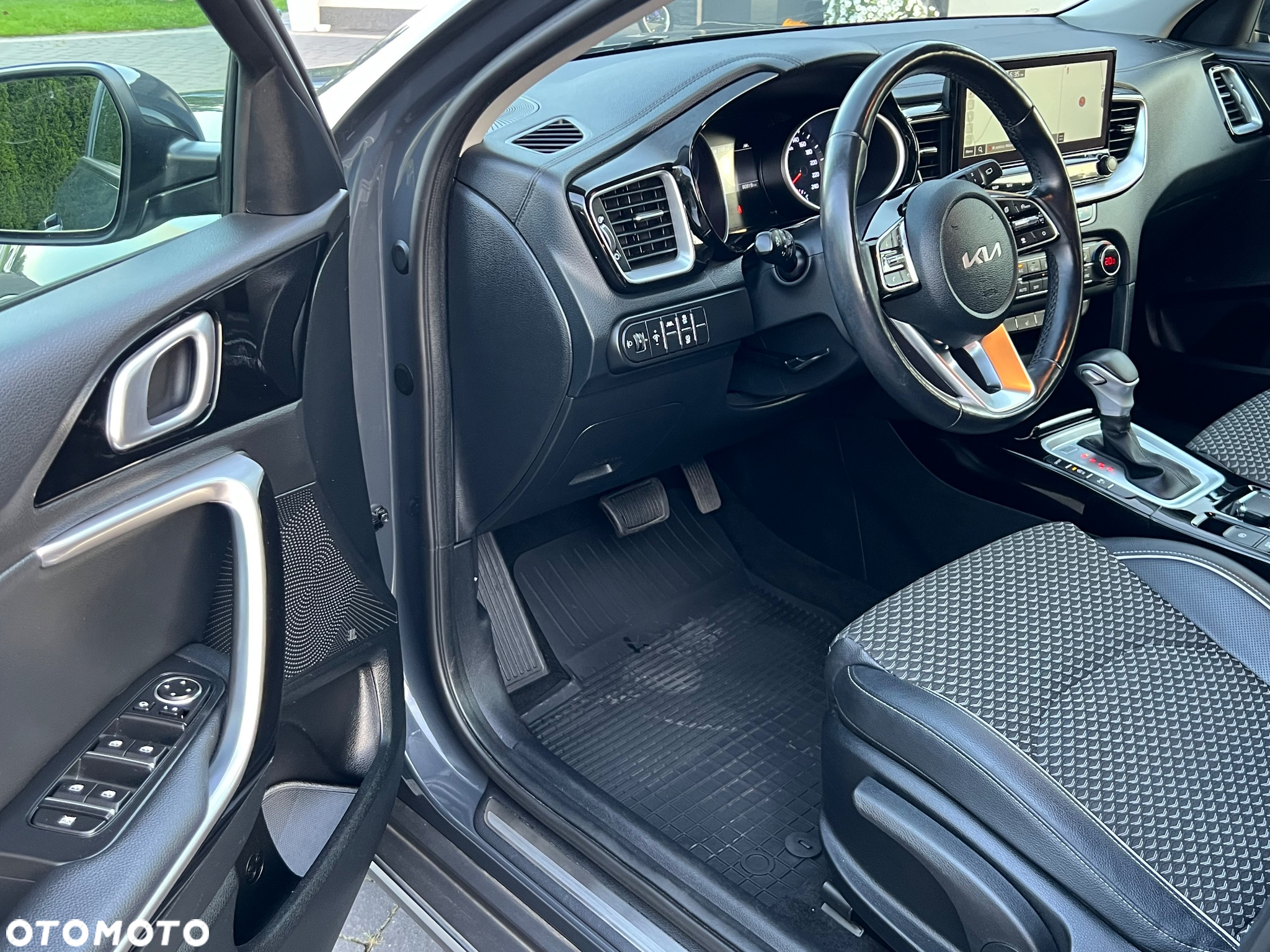 Kia XCeed - 21