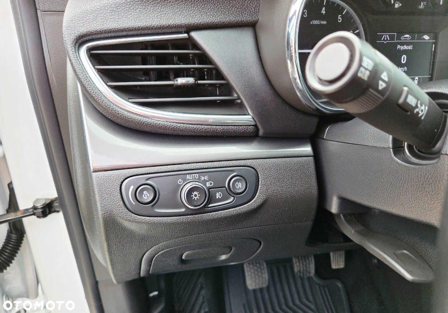 Opel Mokka - 32