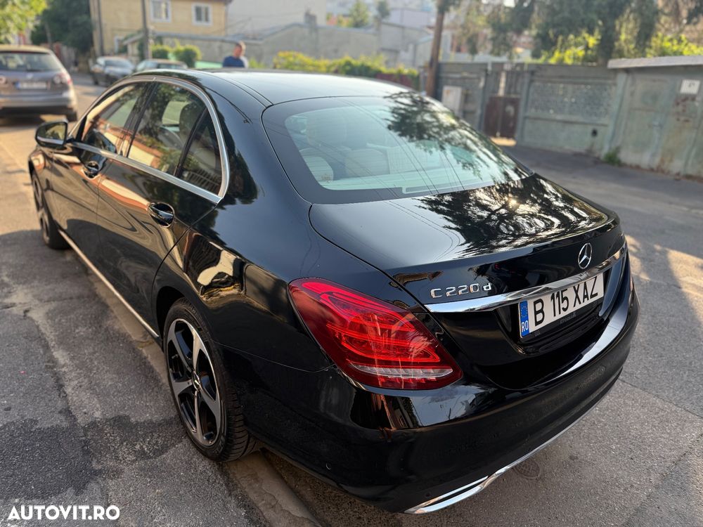 Mercedes-Benz C 220 d 4MATIC Aut. - 12
