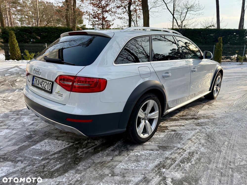 Audi A4 Allroad 2.0 TDI DPF S tronic - 4