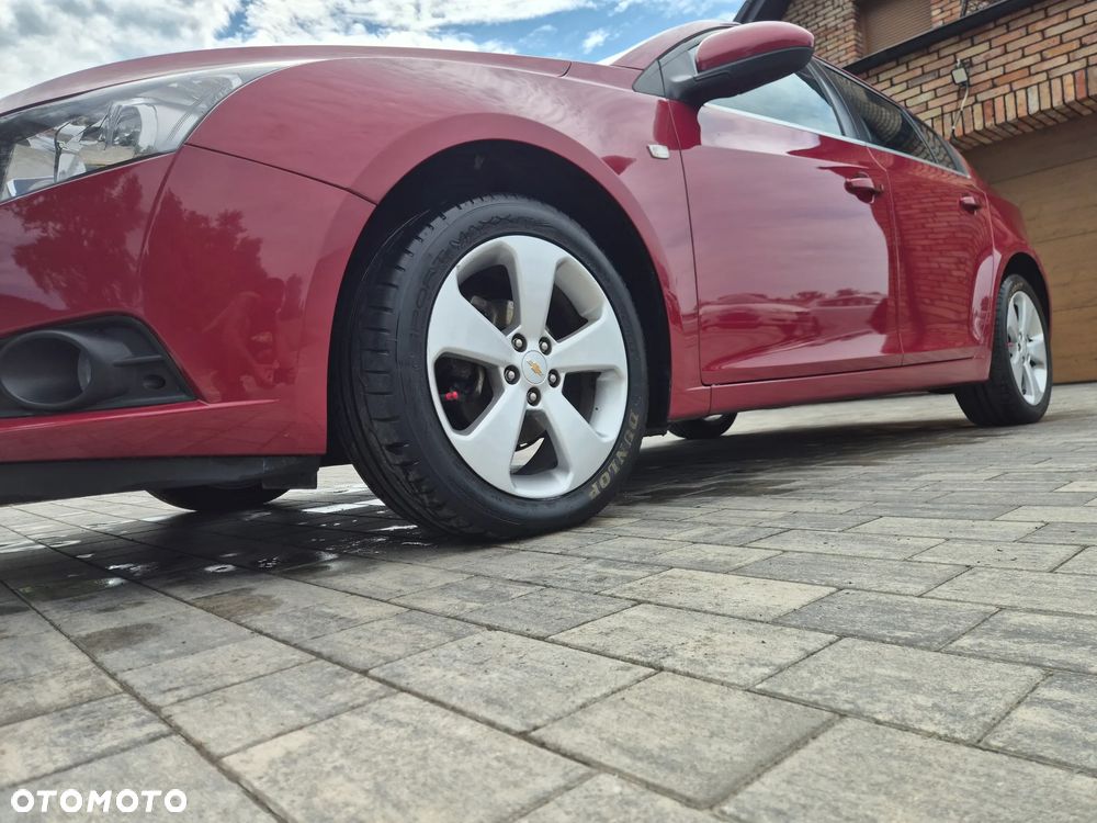 Chevrolet Cruze 1.8 LTZ+ - 8