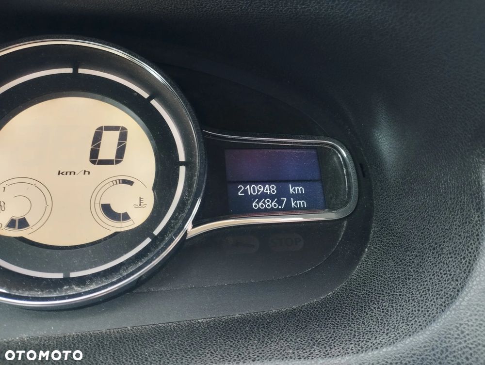 Renault Megane 1.6 16V Authentique - 5