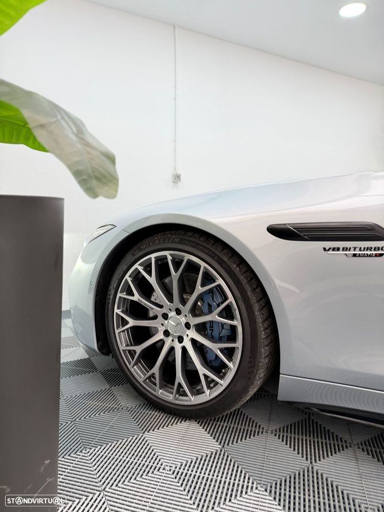 Mercedes-Benz SL 63 AMG 4Matic+ - 31